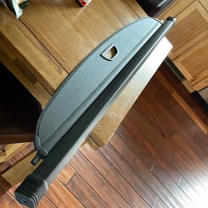 Mercedes Benz GLE 350 Cargo Cover / Security Shield Shade